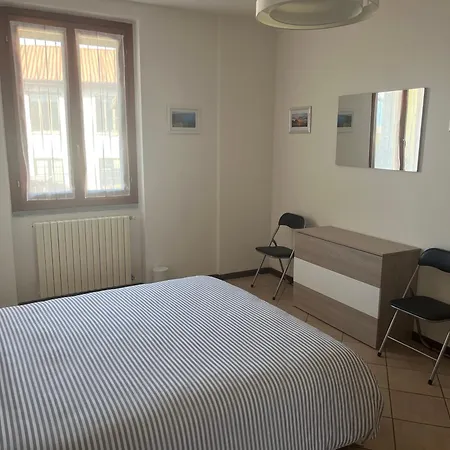 Casa Vacanze Due Laghi Apartment