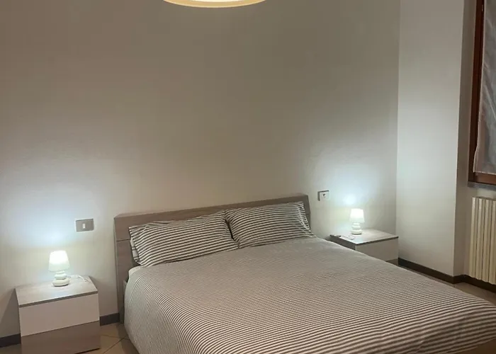 Lägenhet Due Laghi Cadrezzate