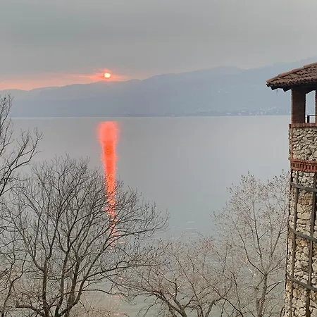 Due Laghi 아파트 *